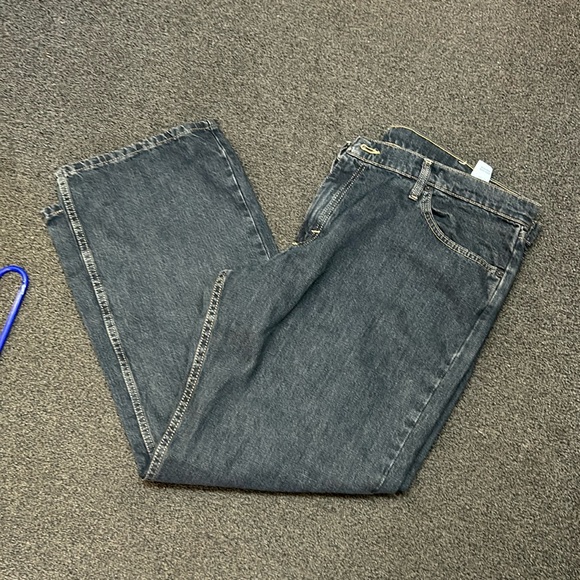 Magellan Outdoors Other - Men jeans by MAGELLAN size 40 x 30 NWT (OL#1)